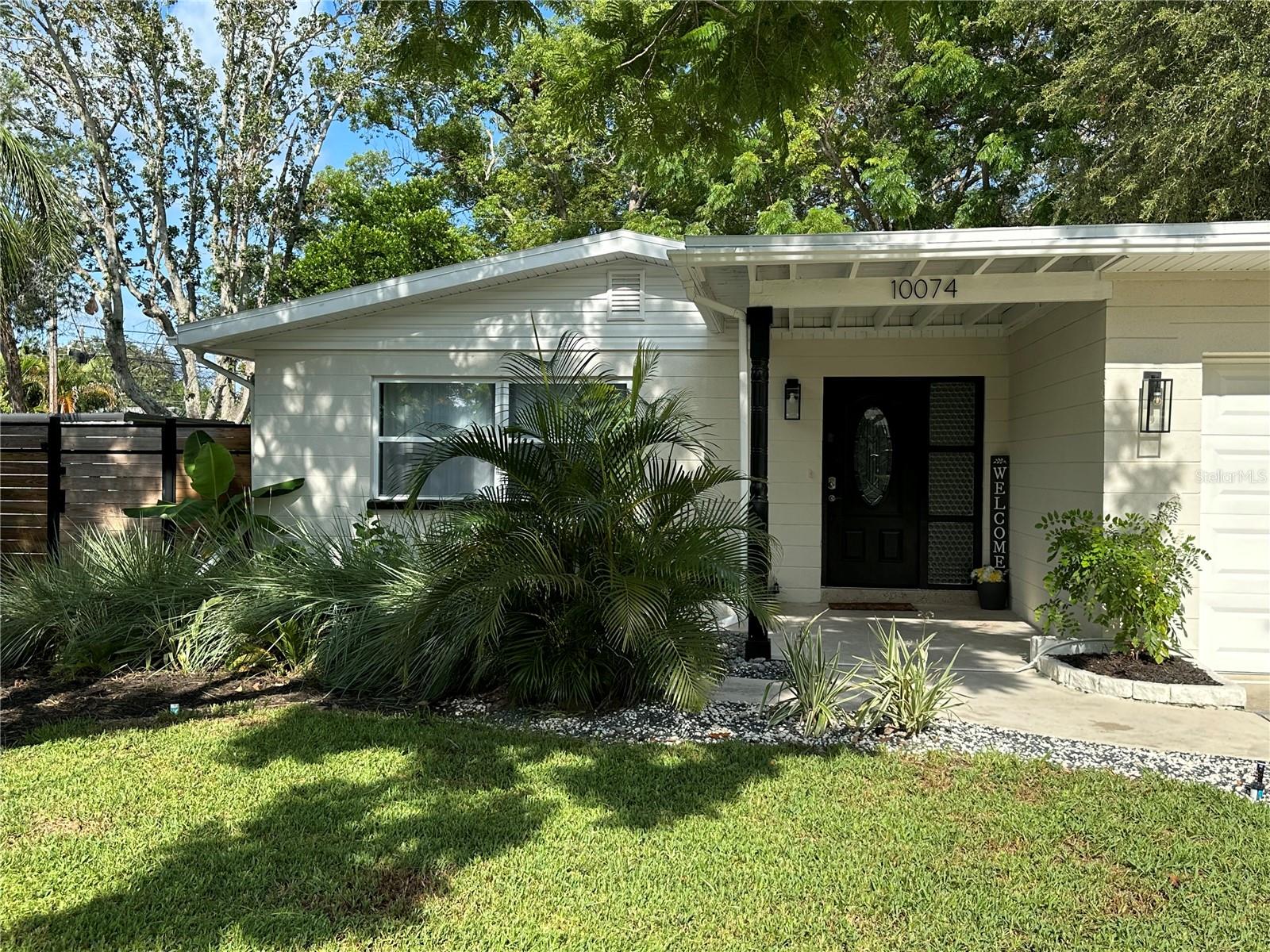 10074 BAHAMA COURT