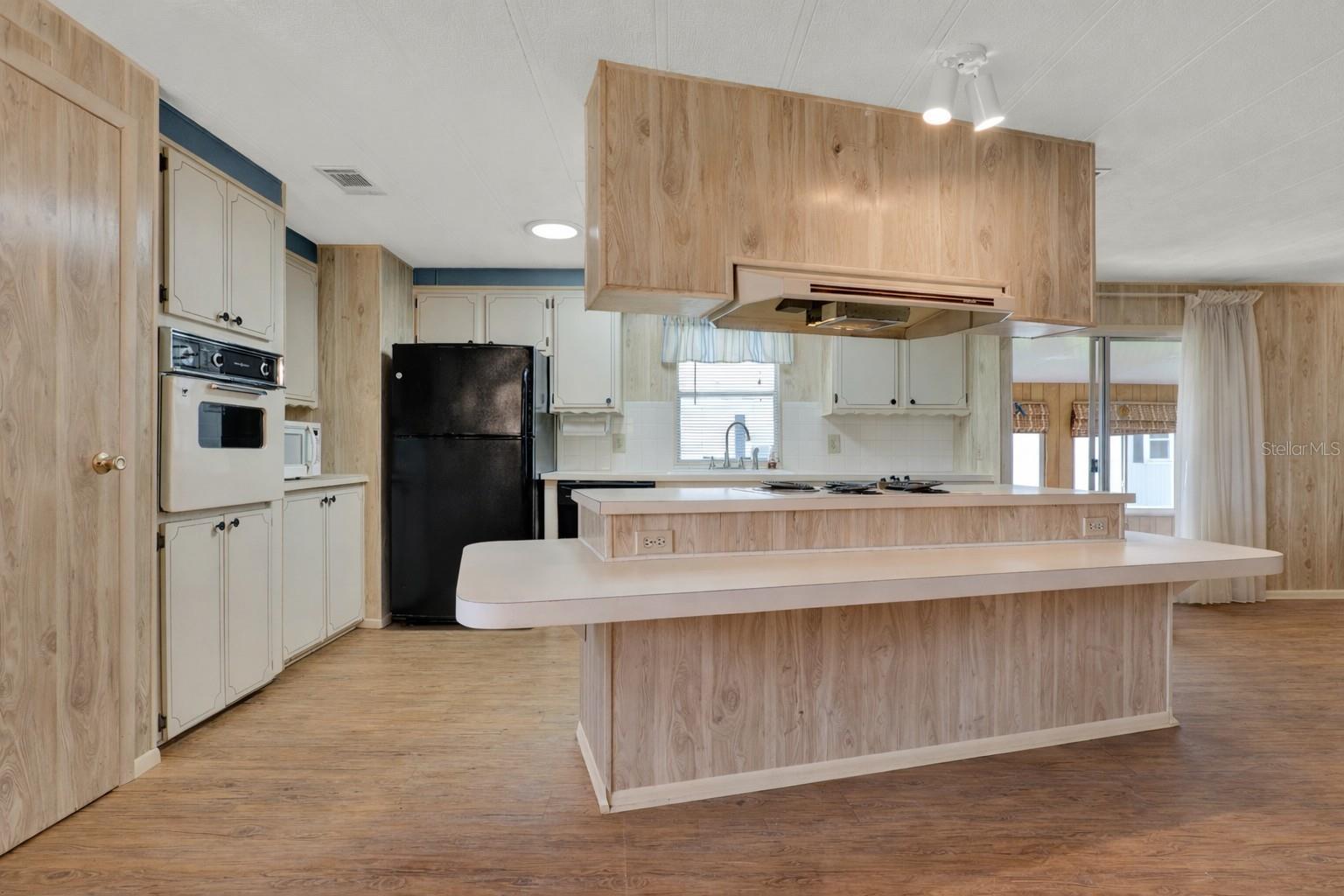 KOVE ESTATES COOP - Residential