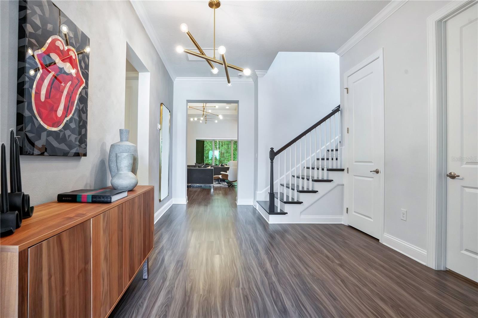 10654 ROYAL CYPRESS WAY