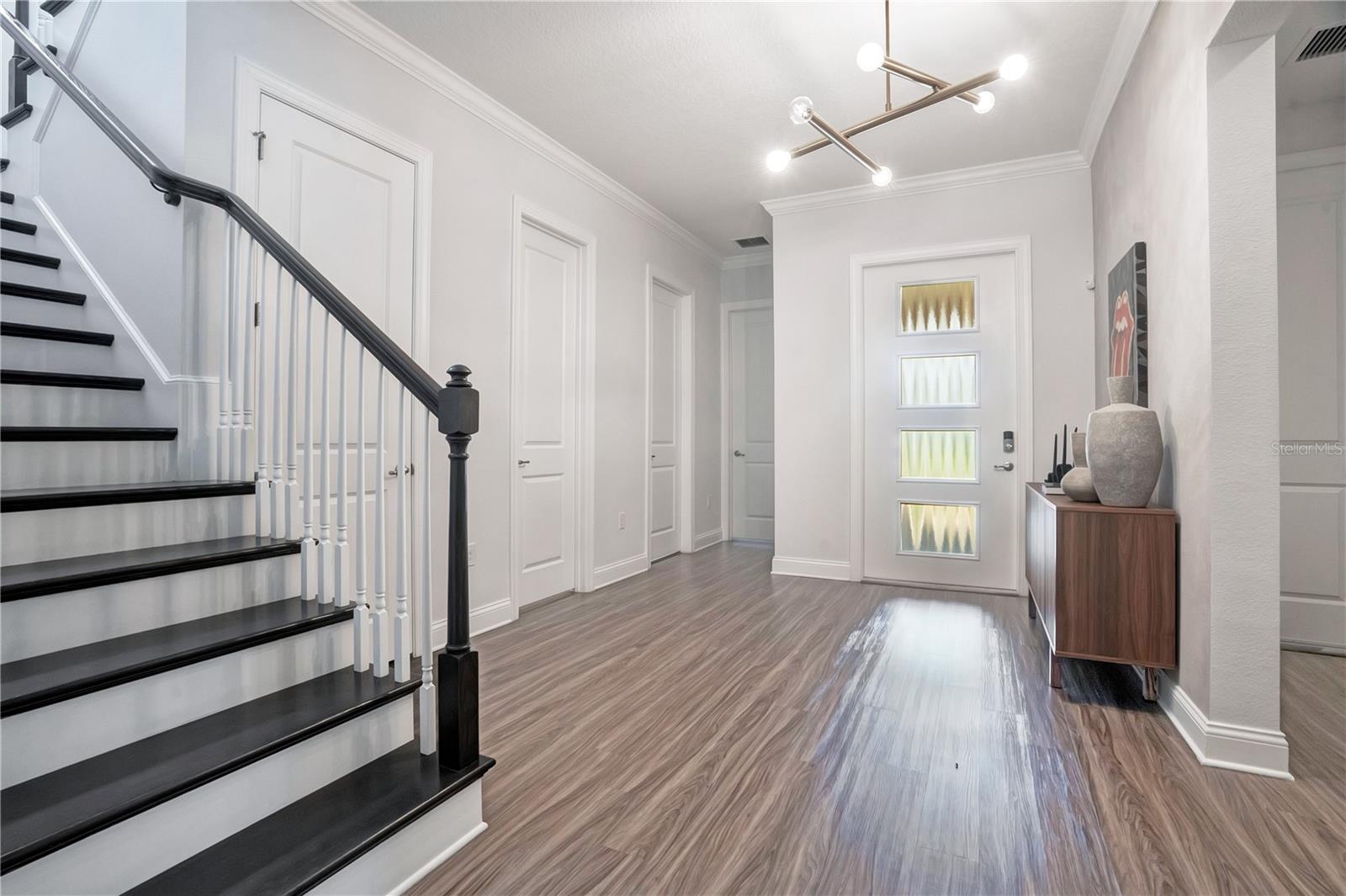 10654 ROYAL CYPRESS WAY