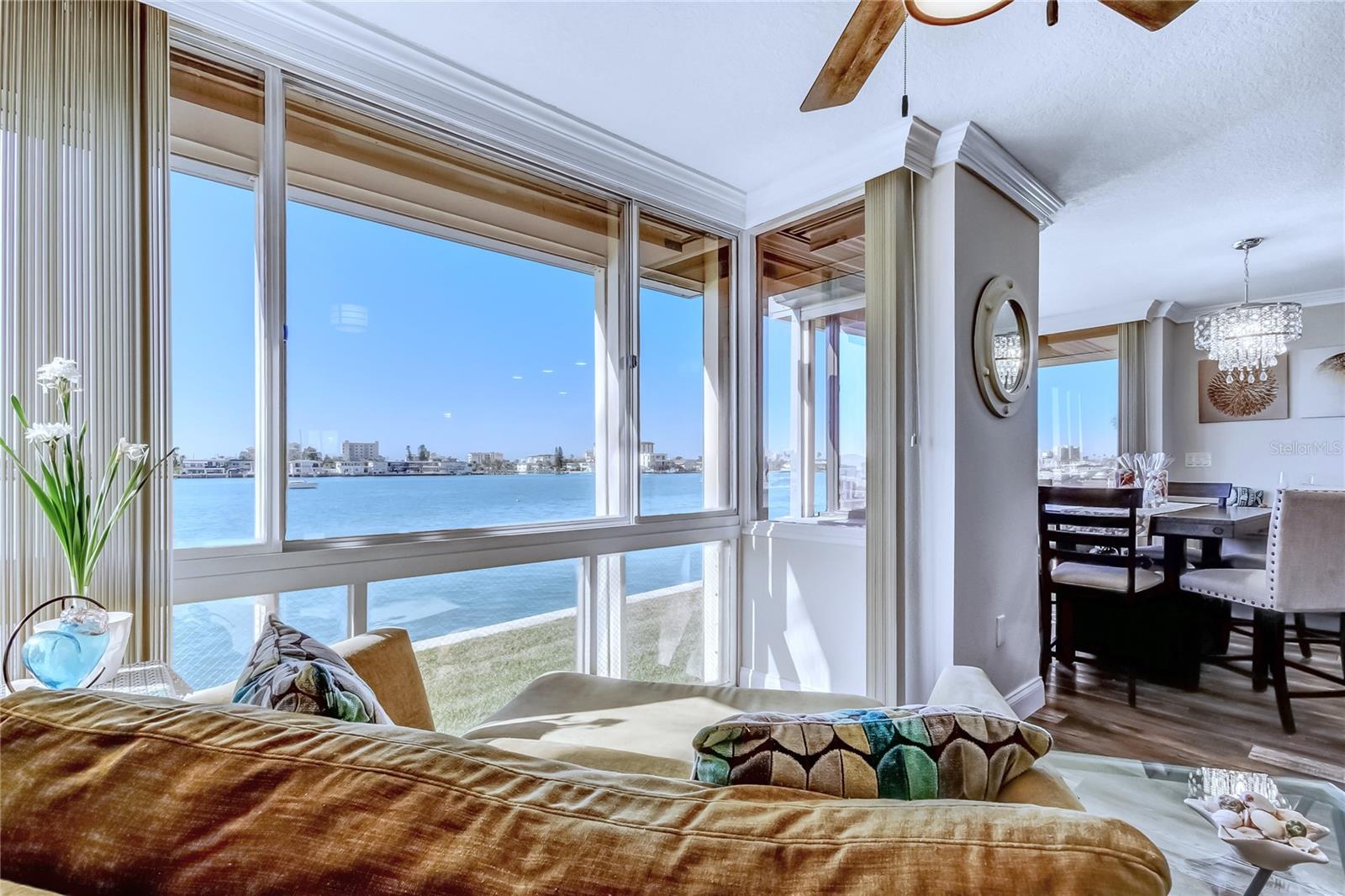 ISLAND POINT 1 CONDO - Residential