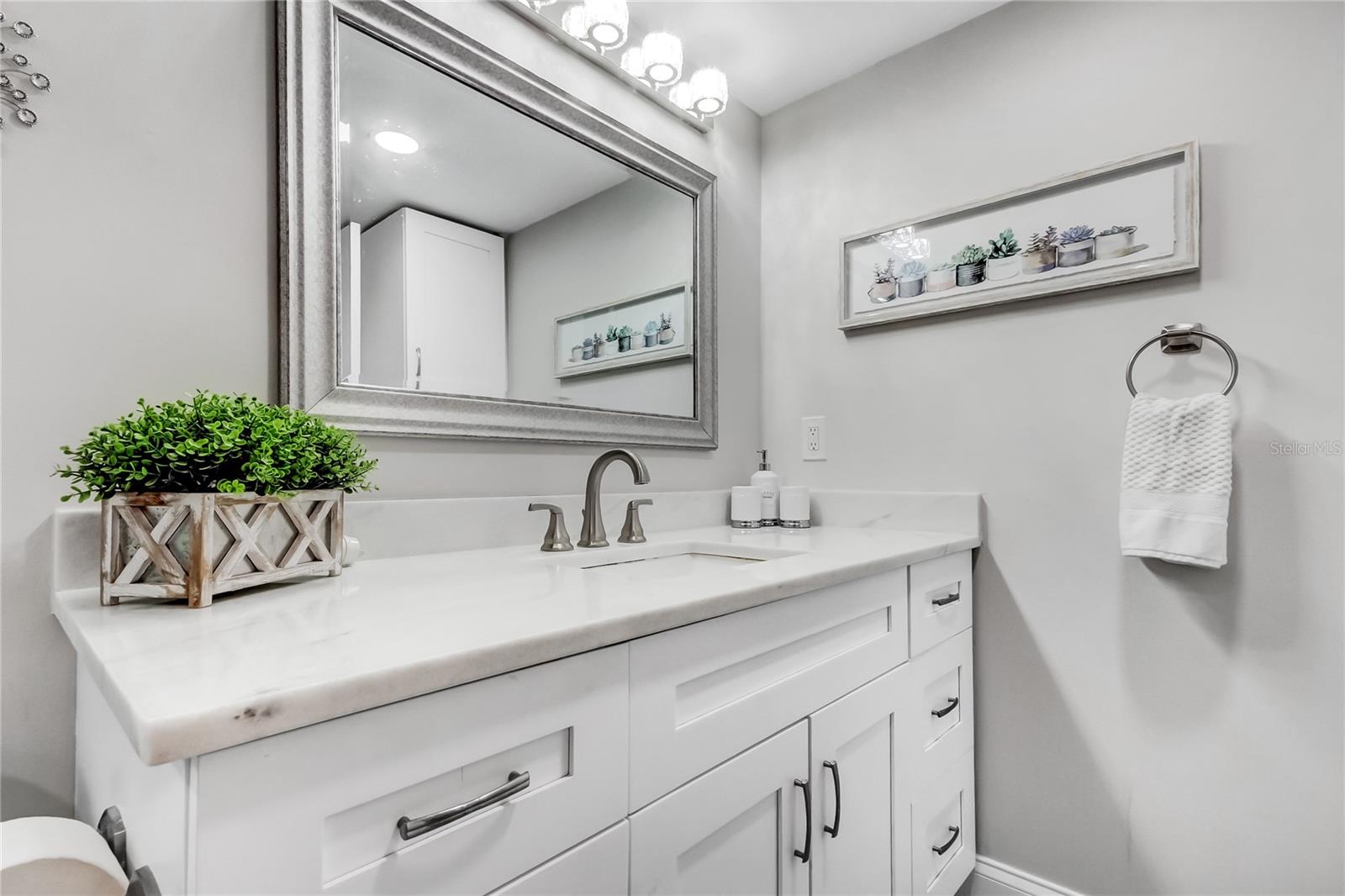 ISLAND POINT 1 CONDO - Residential