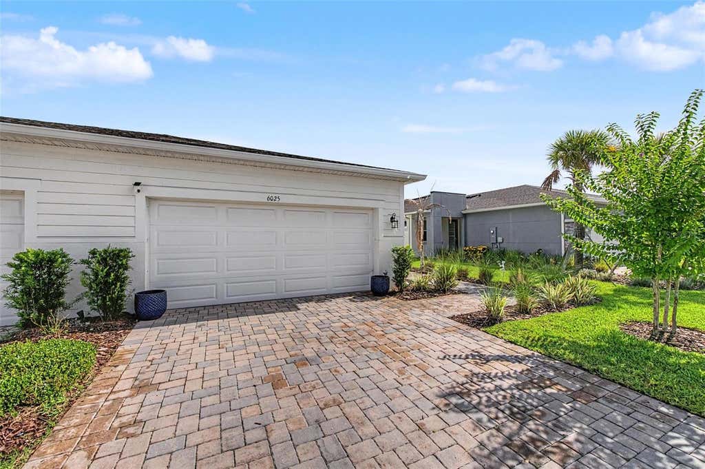 Photo of 6025 Timberdale Avenue, Wesley Chapel, FL 33545 (MLS # TB8526201)