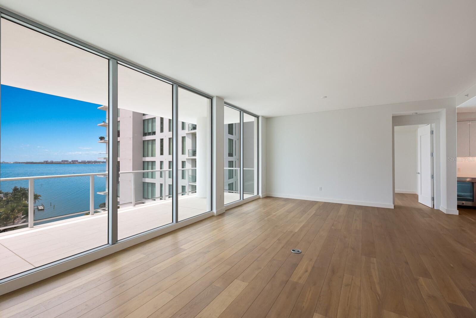 BAYSO SARASOTA - Residential