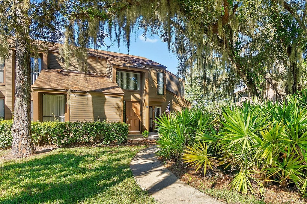 Photo of 34 Sherbury Court #34, Palm Coast, FL 32137 (MLS # FC321489)