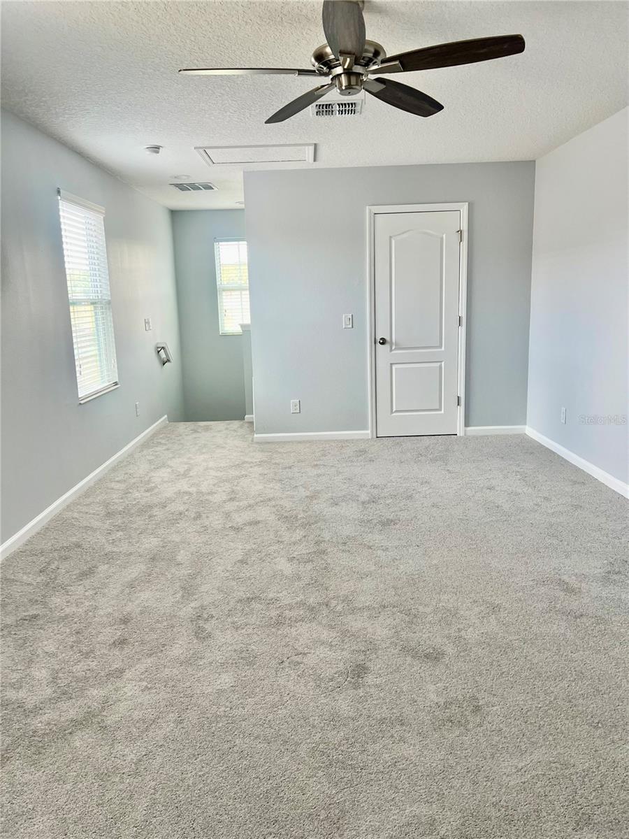 SOUTH POINTE - Residential
