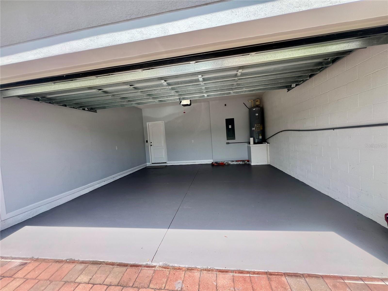 SOUTH POINTE - Residential