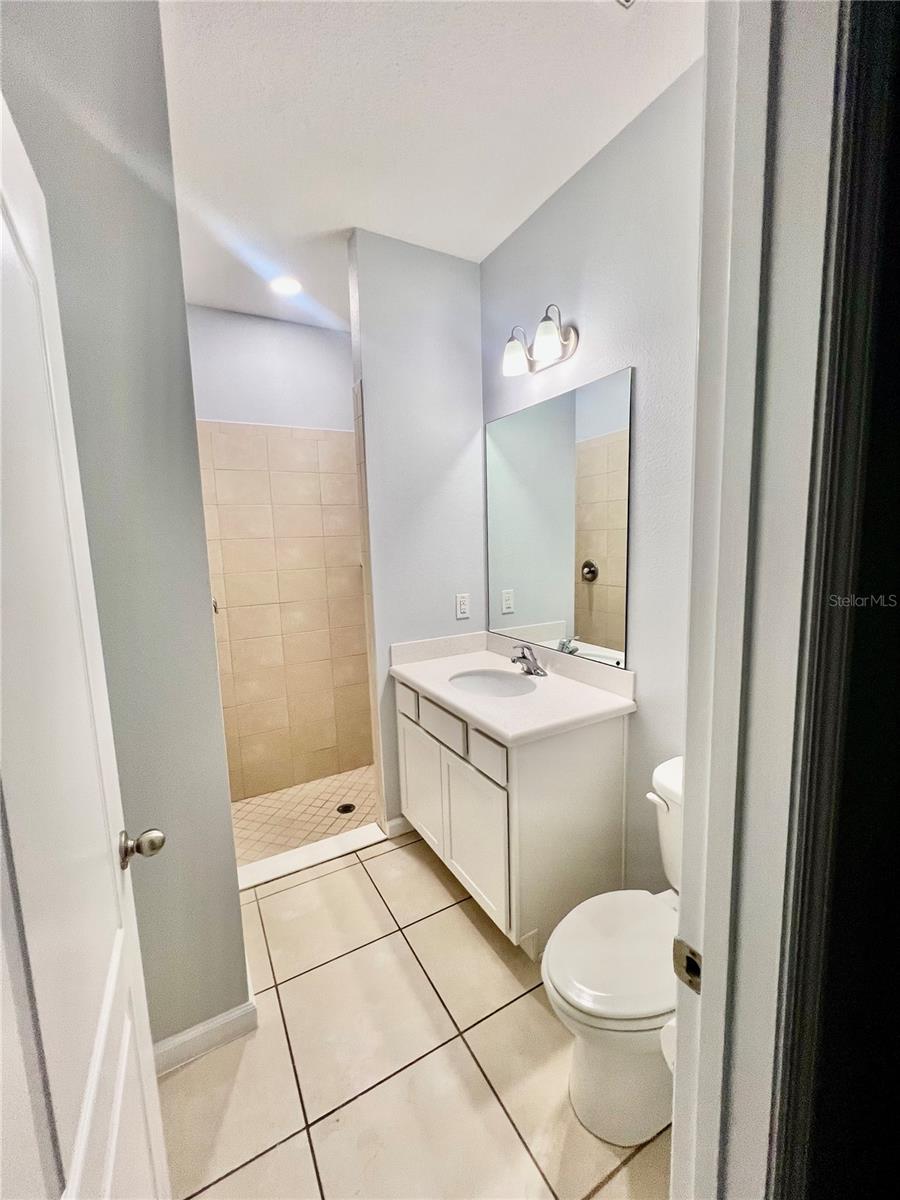 SOUTH POINTE - Residential