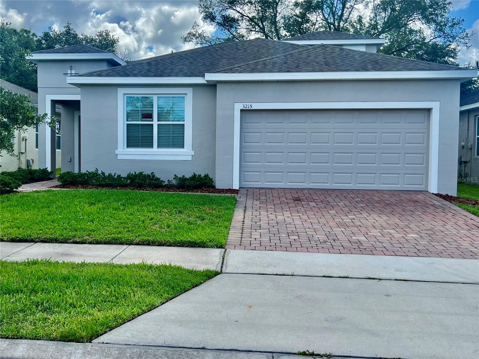 SOUTH POINTE - Residential