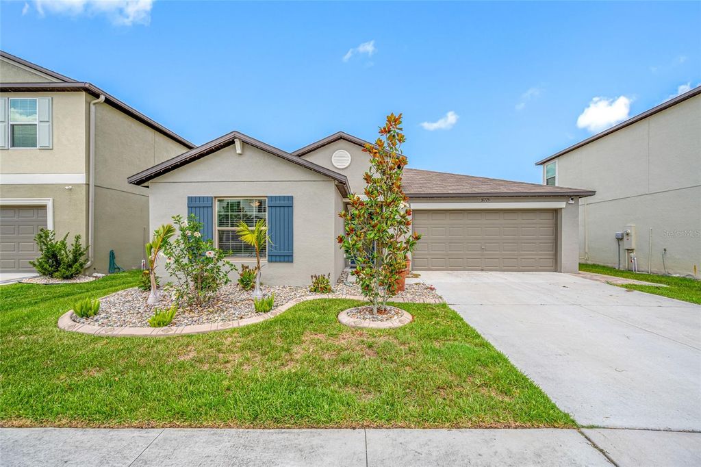 Photo of 31775 Sun Kettle Loop, Wesley Chapel, FL 33545 (MLS # TB8389332)