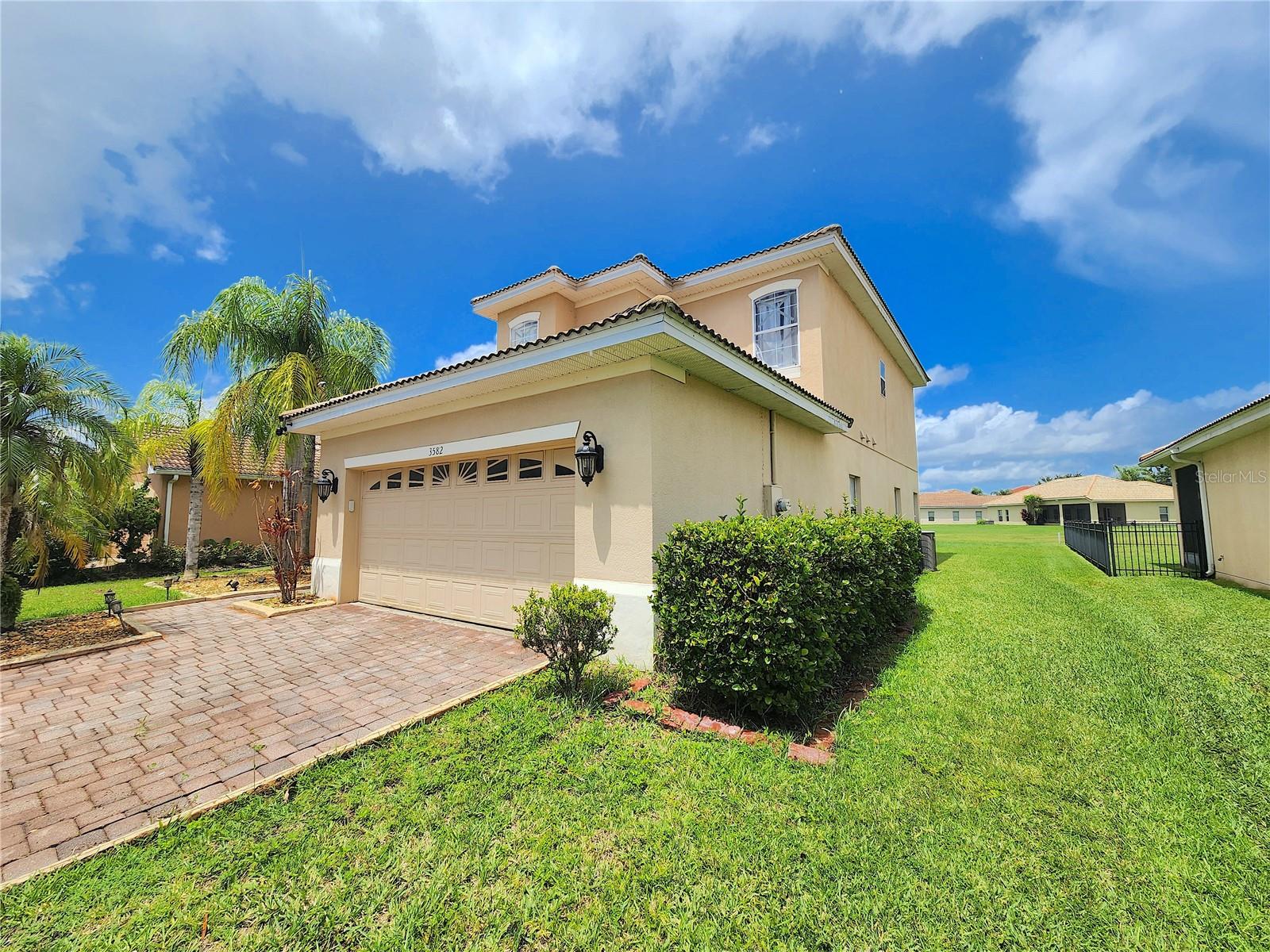 3582 VALLEYVIEW DRIVE