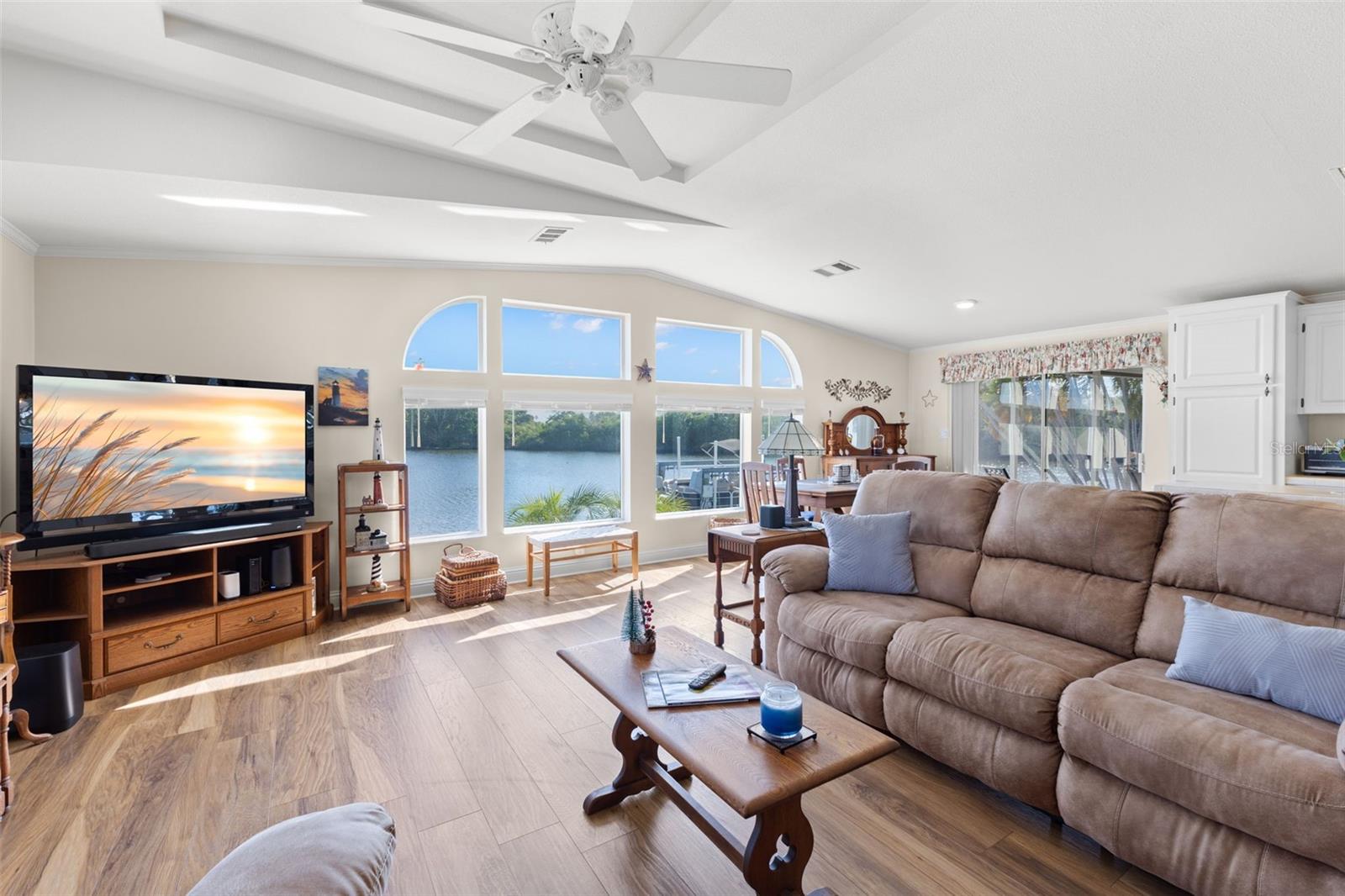 MOBEL AMERICANA MOBILE HOME PARK UNREC - Residential