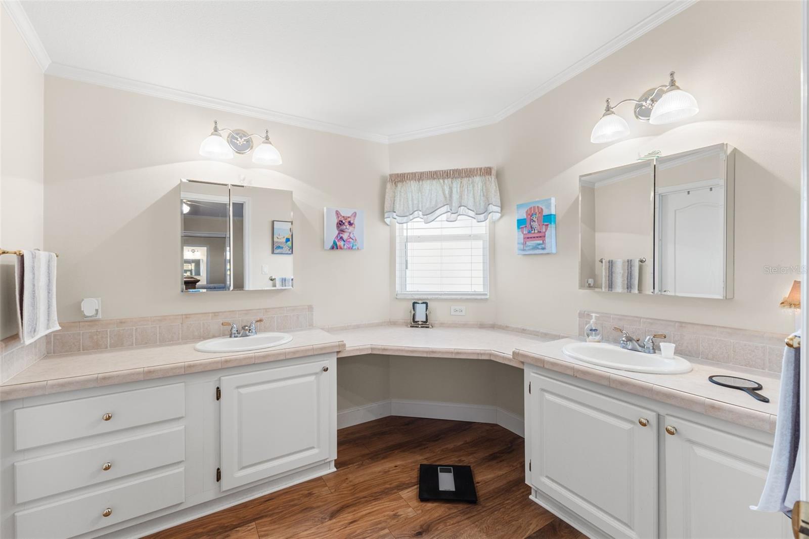 MOBEL AMERICANA MOBILE HOME PARK UNREC - Residential