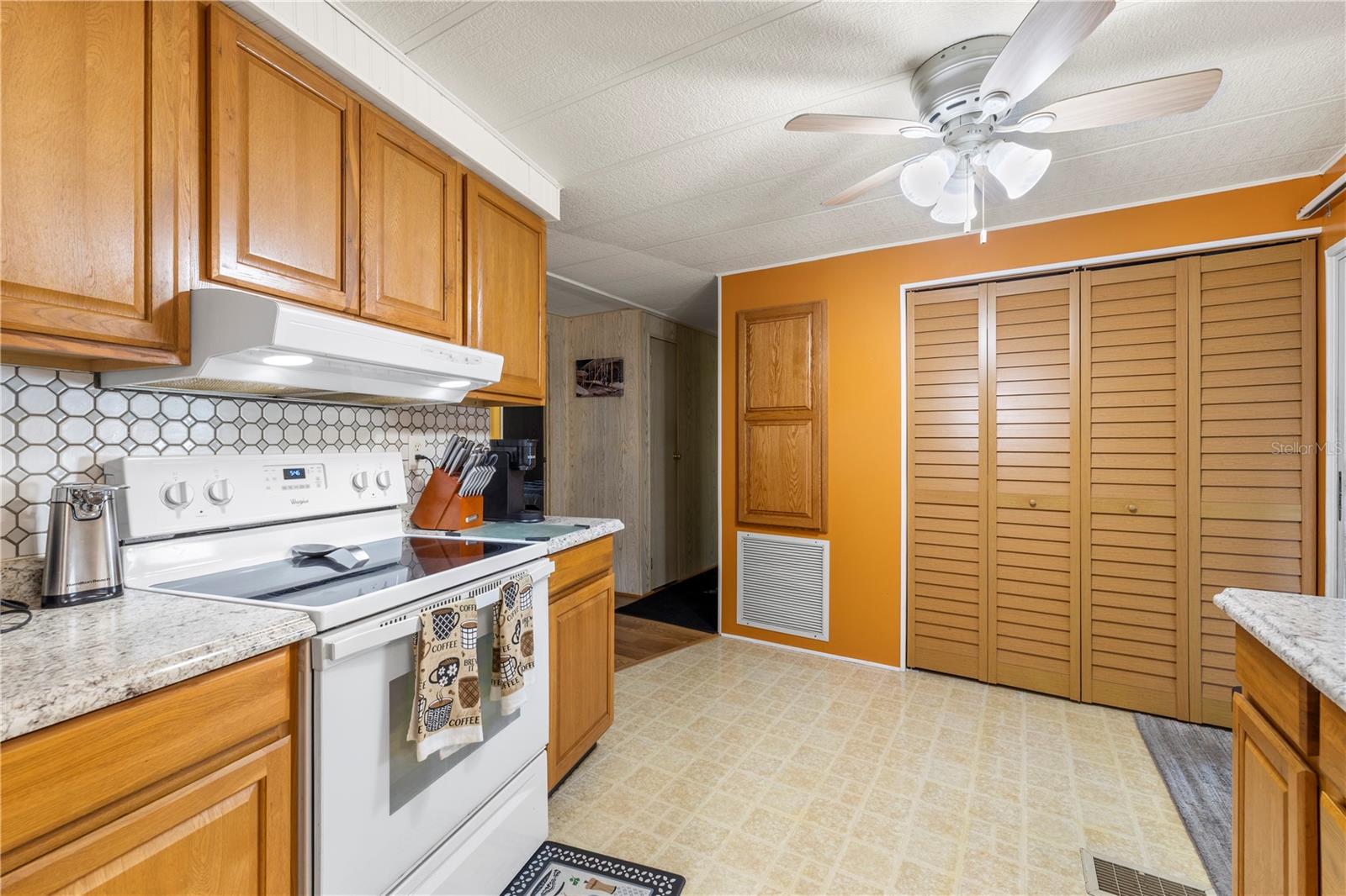 GREEN HILLS ESTATES - Residential