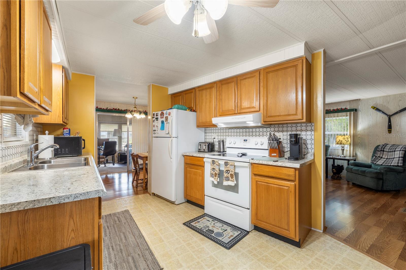 GREEN HILLS ESTATES - Residential