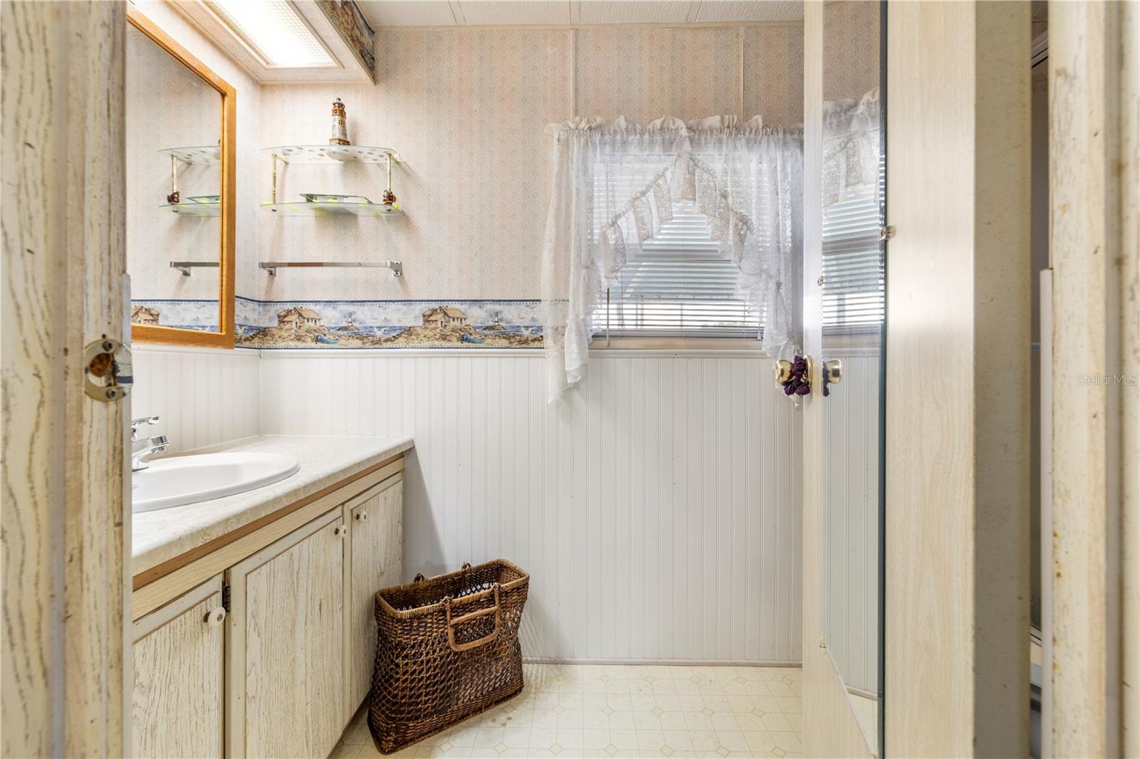 GREEN HILLS ESTATES - Residential