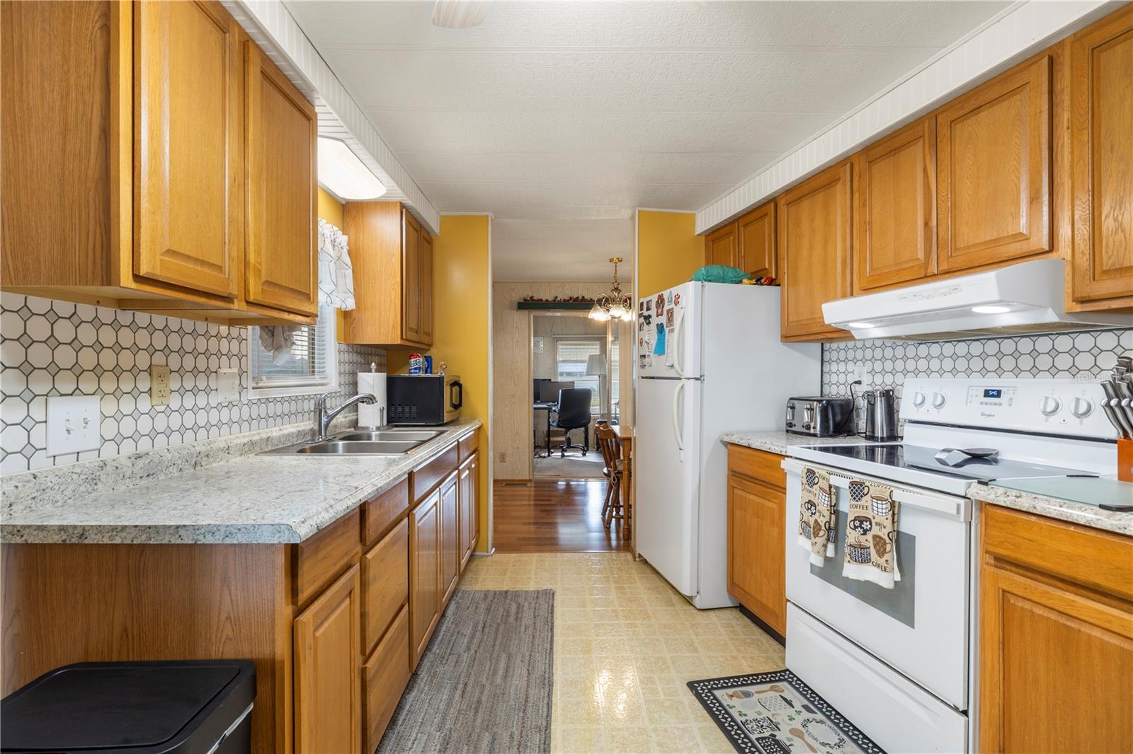 GREEN HILLS ESTATES - Residential