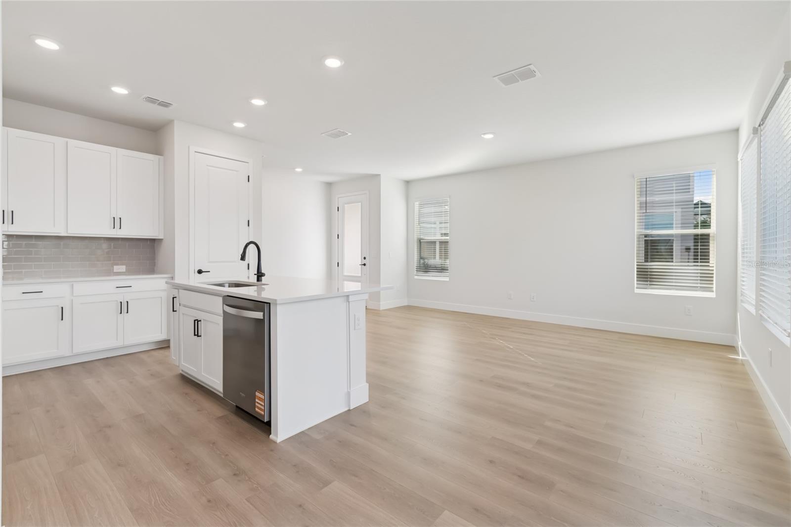 NORTH RIVER RANCH - Residential