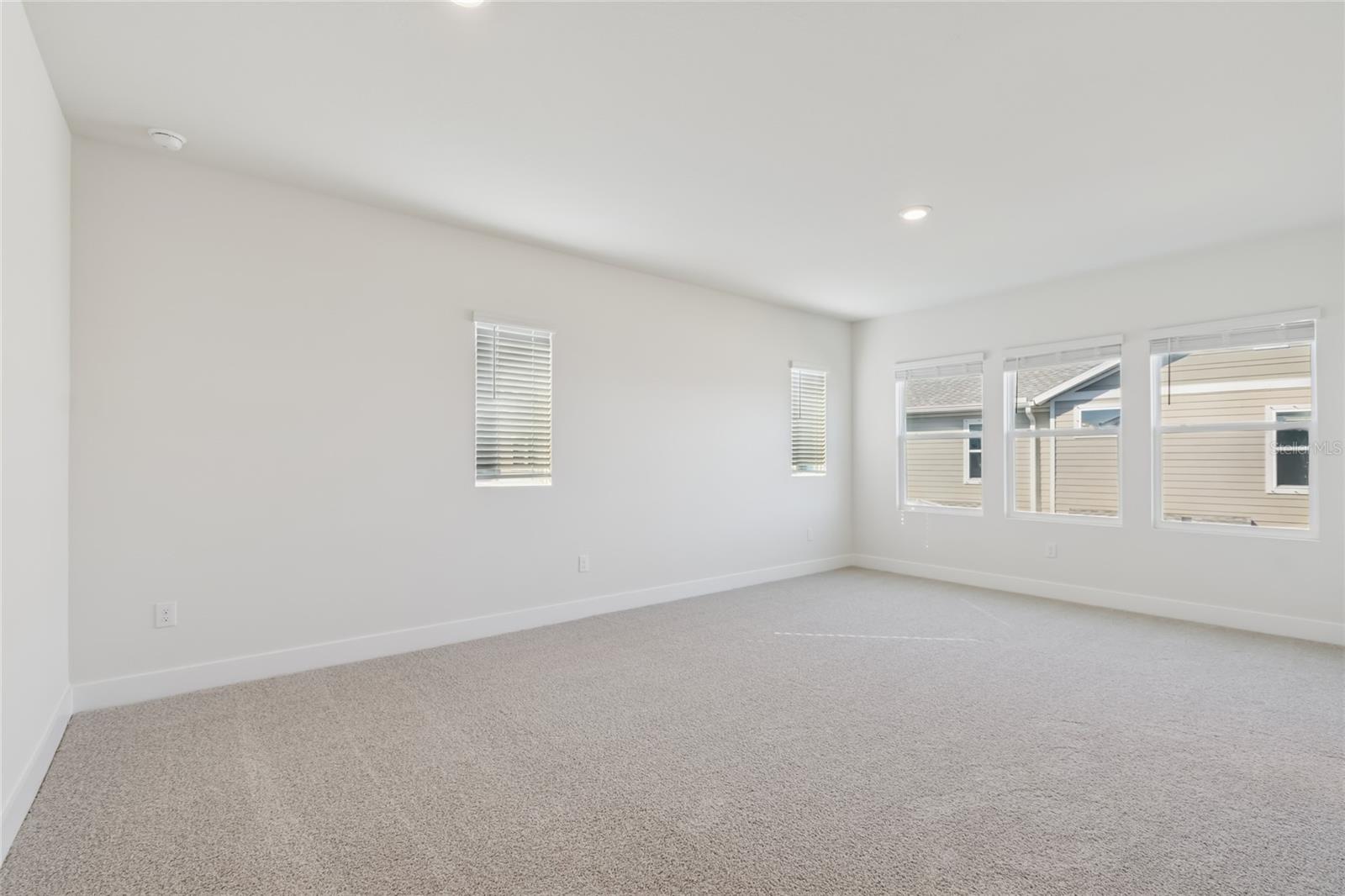 NORTH RIVER RANCH - Residential