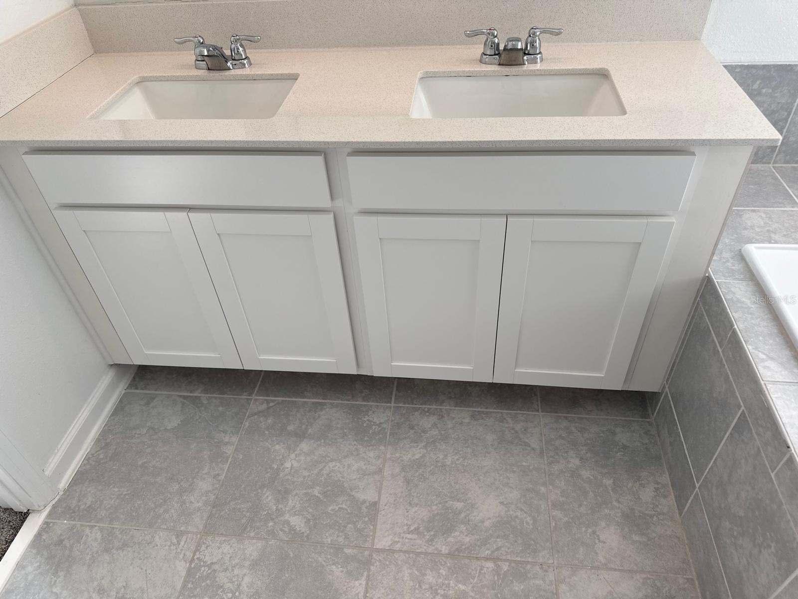 FOX NORTH - Residential