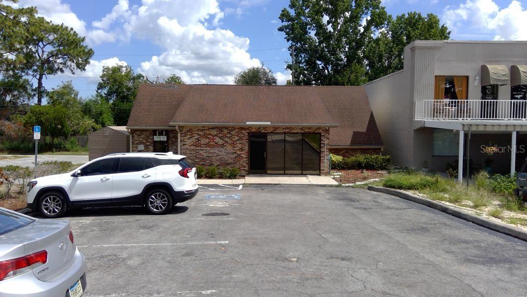 11151 SPRING HILL DRIVE
