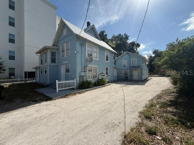 1425 14TH STREET W