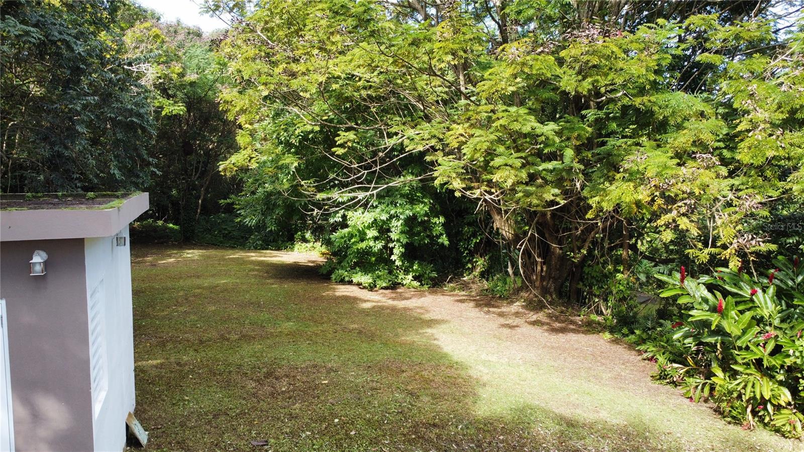 BO. GUZMAN ABAJO - Residential