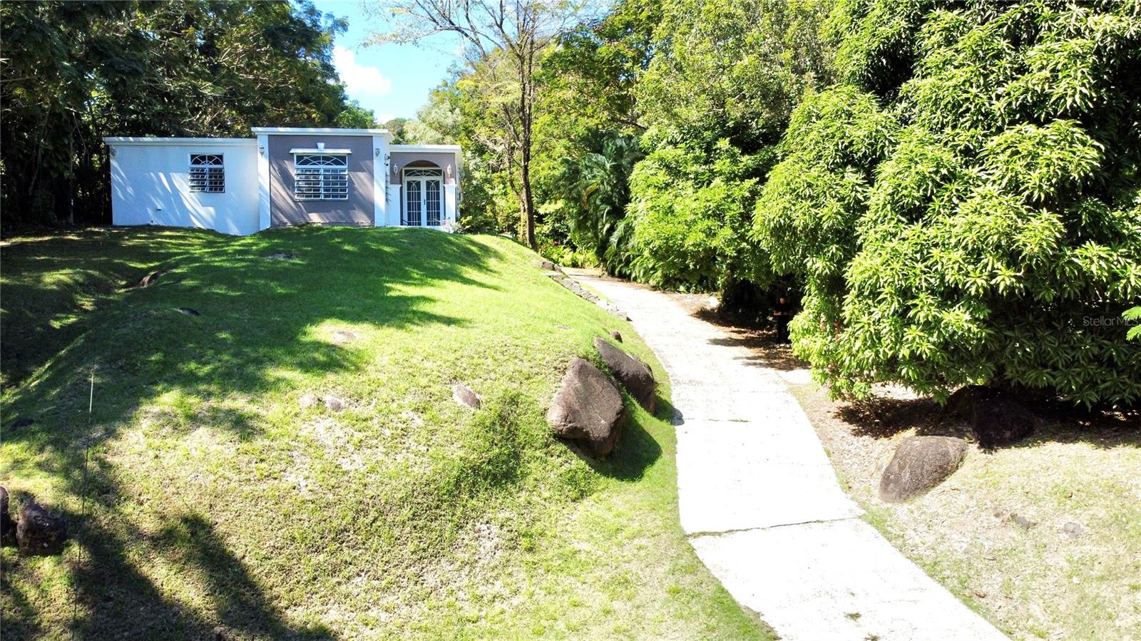 BO. GUZMAN ABAJO - Residential