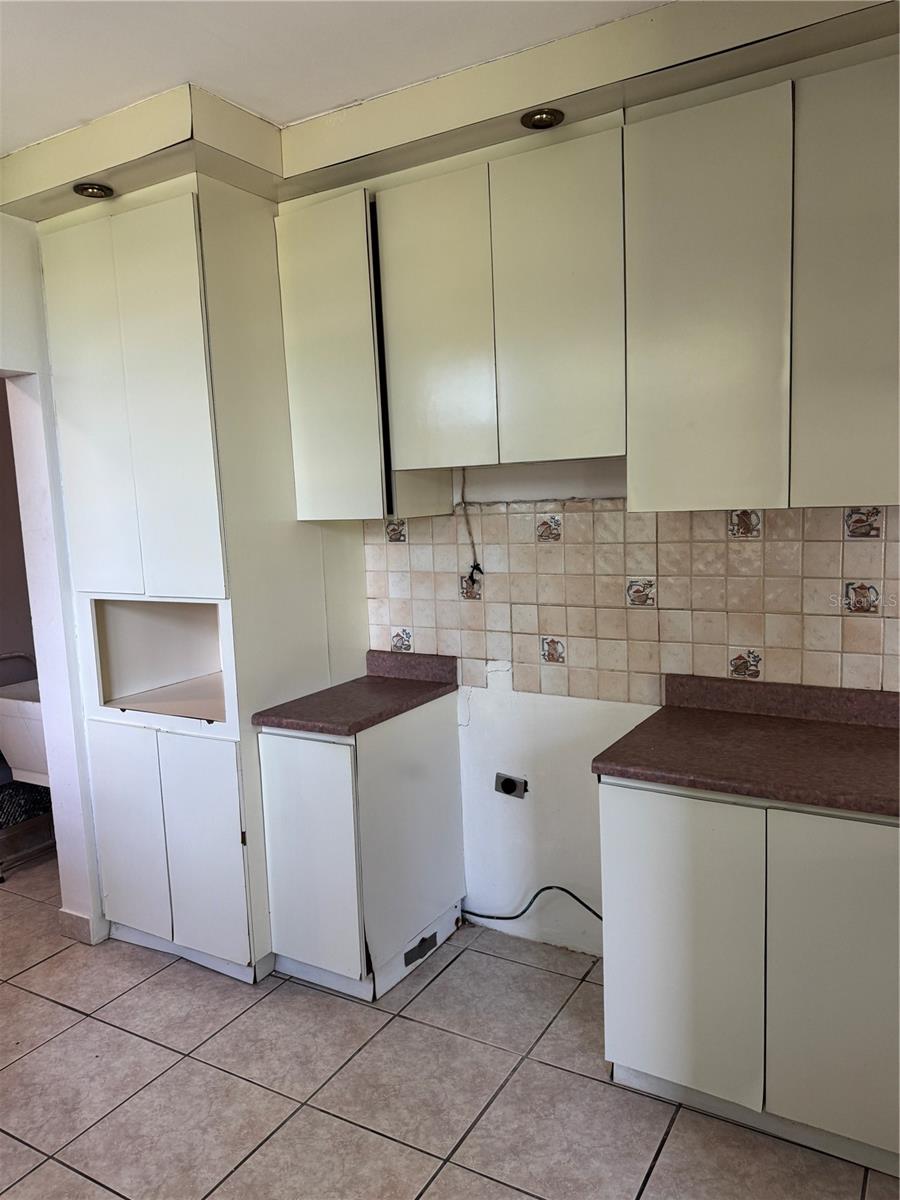 BO. GUZMAN ABAJO - Residential