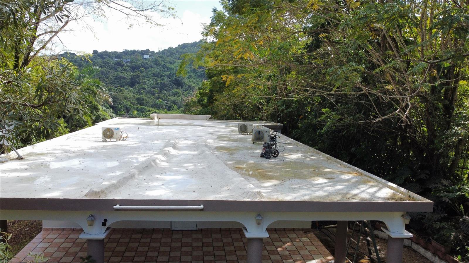 BO. GUZMAN ABAJO - Residential