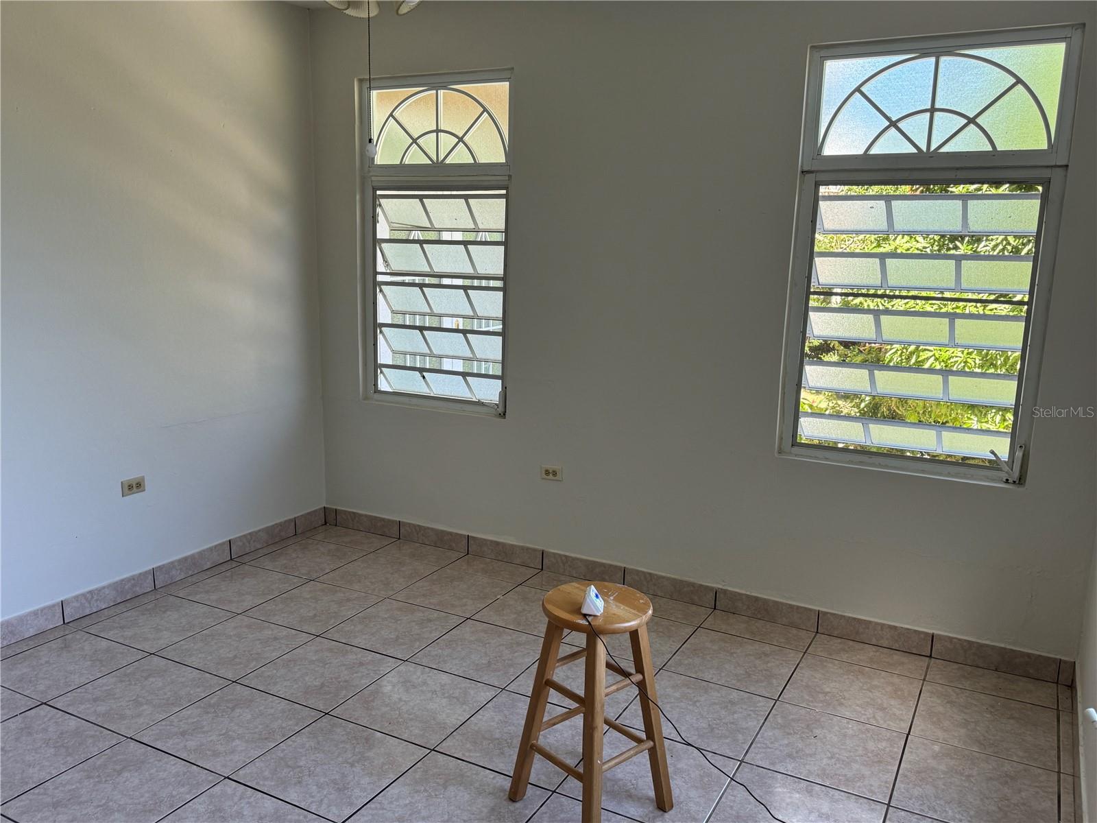 BO. GUZMAN ABAJO - Residential