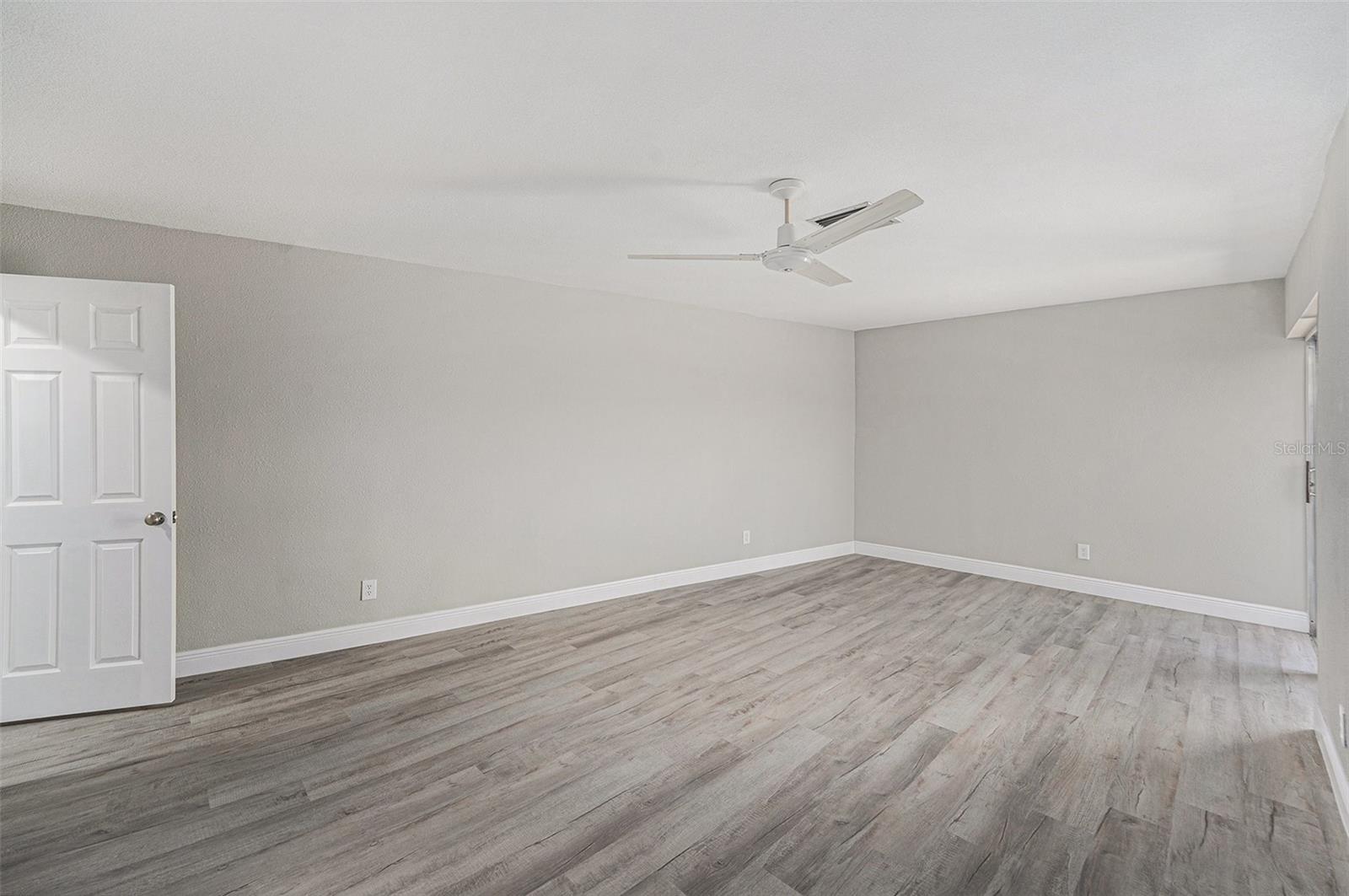 BOCA CIEGA POINT EAST - Residential