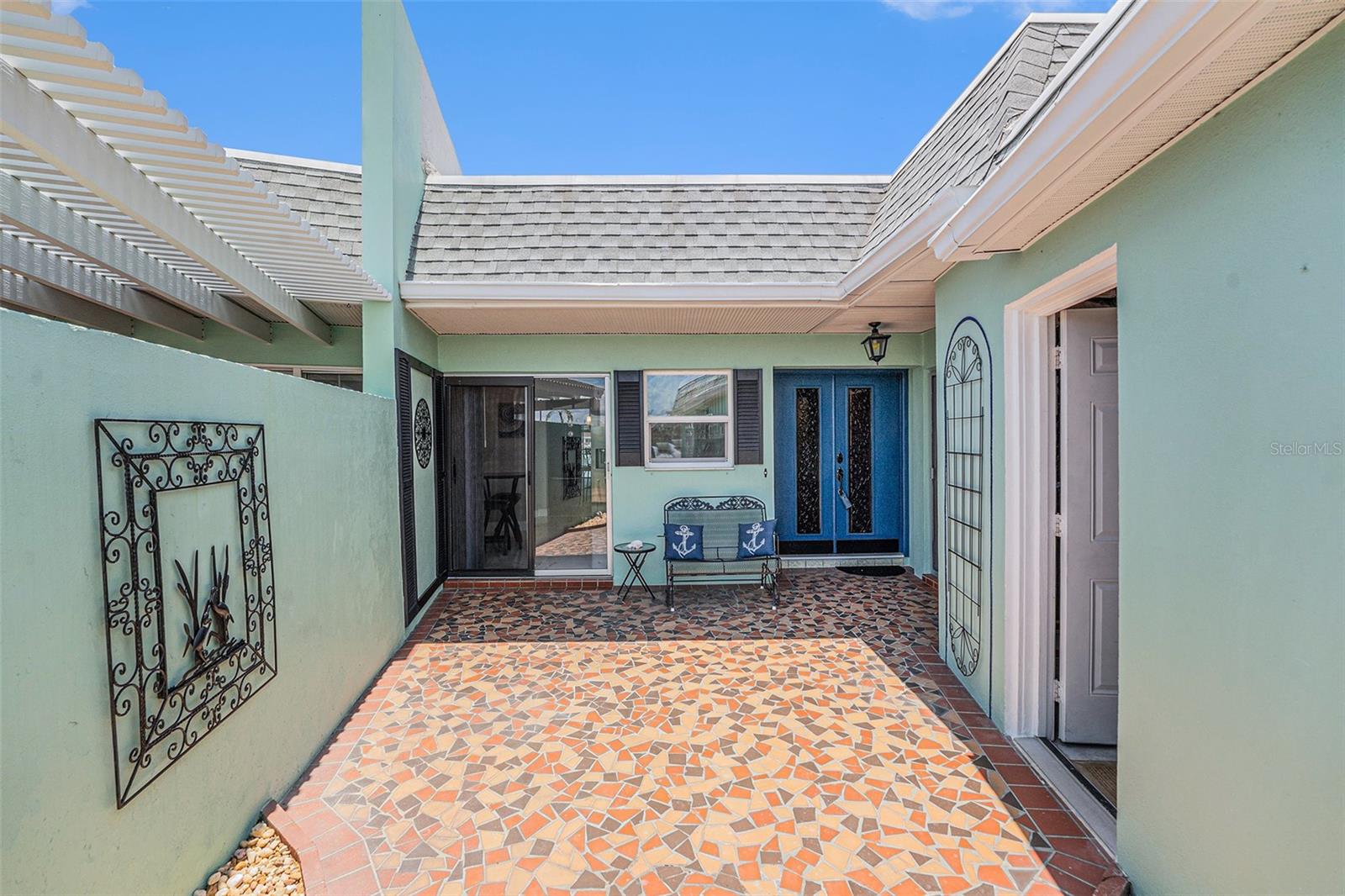 BOCA CIEGA POINT EAST - Residential