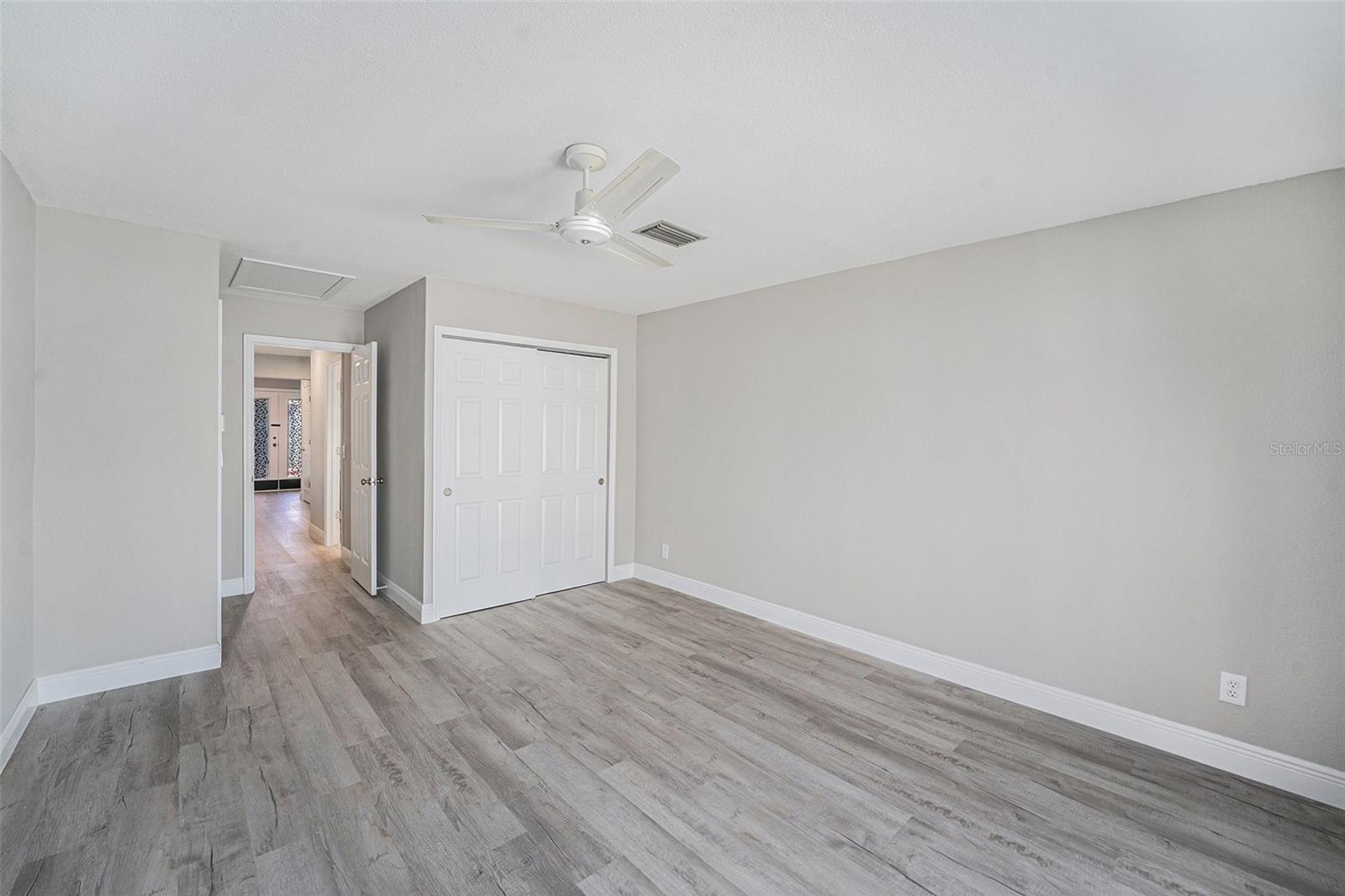 BOCA CIEGA POINT EAST - Residential