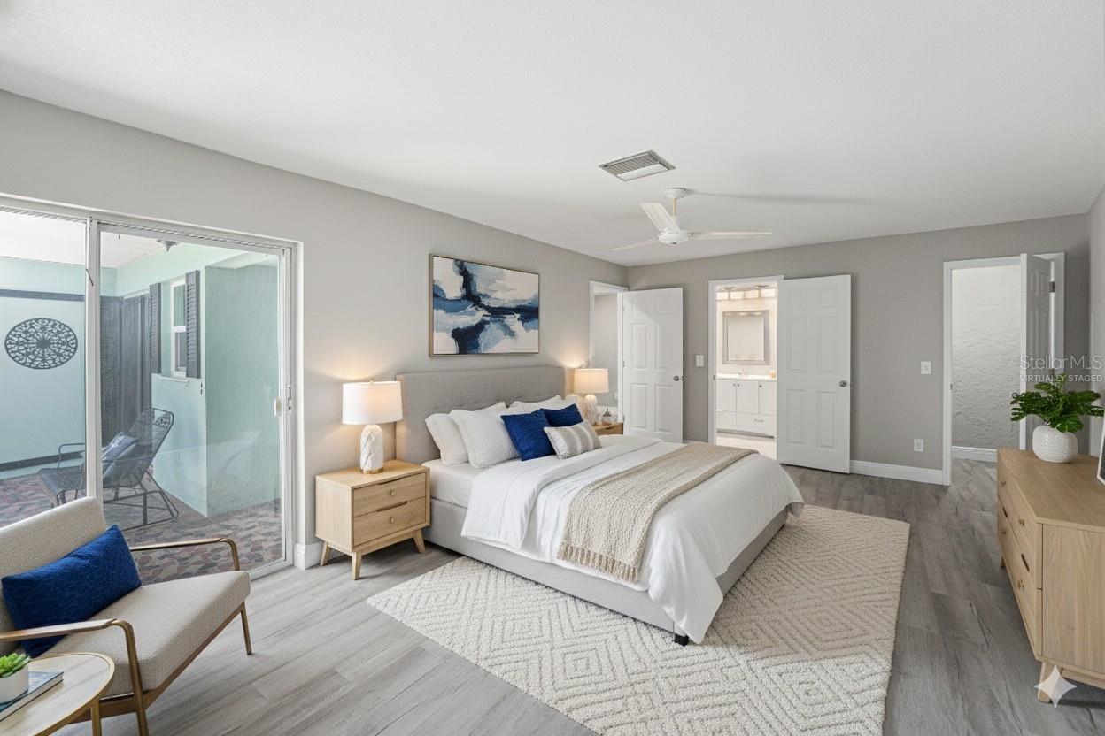 BOCA CIEGA POINT EAST - Residential