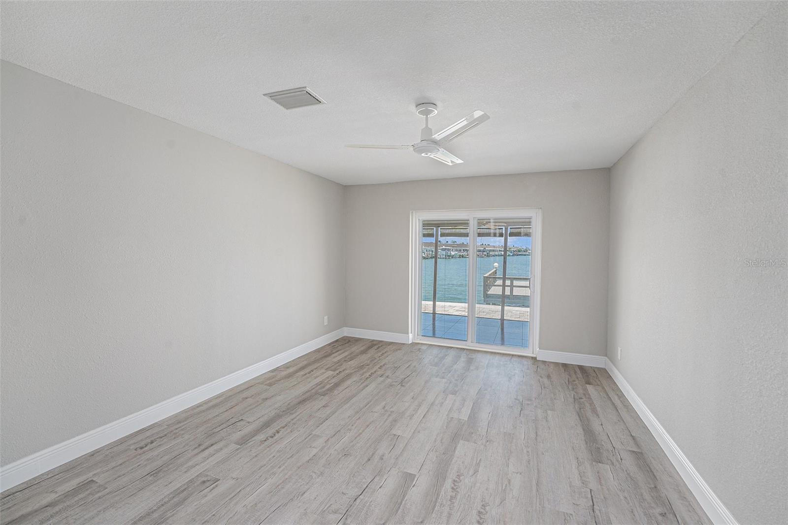 BOCA CIEGA POINT EAST - Residential
