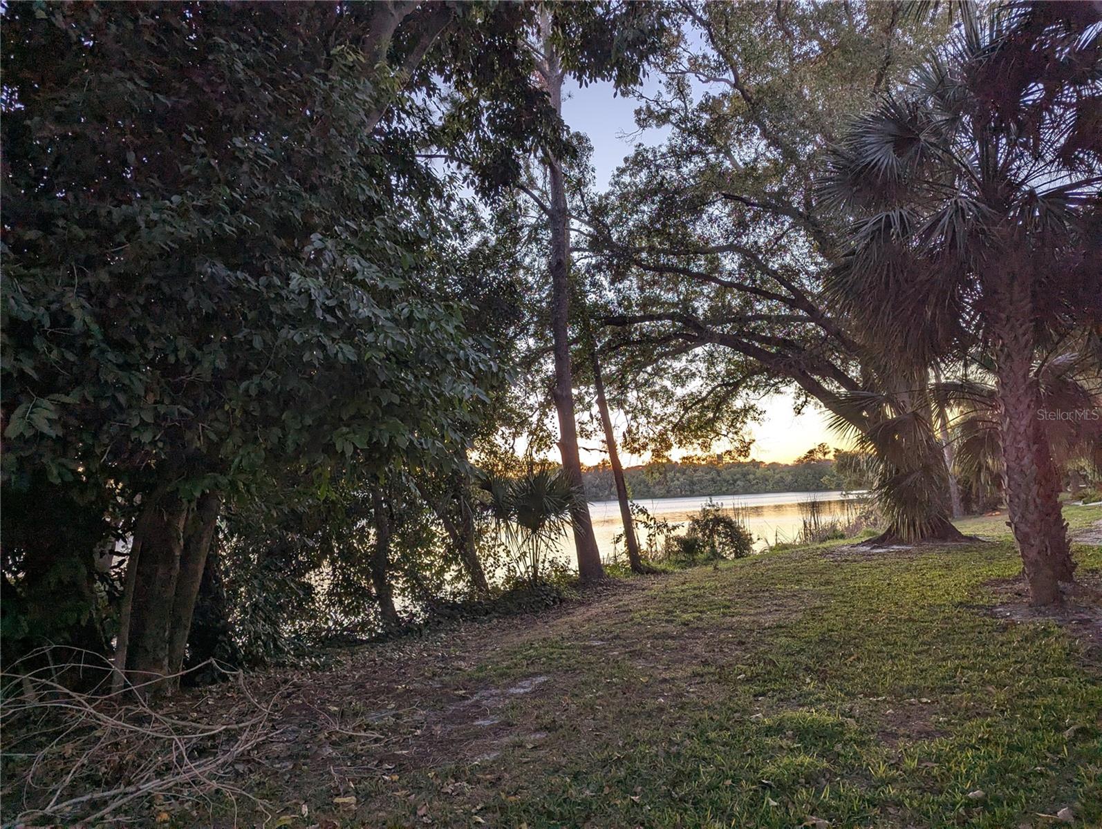 COVE AT LOGGERHEAD MARINA - Residential Lease