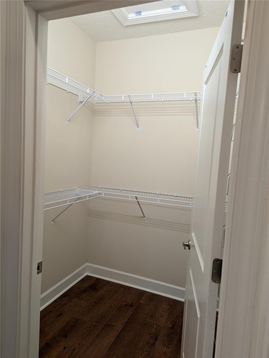 COVE AT LOGGERHEAD MARINA - Residential Lease