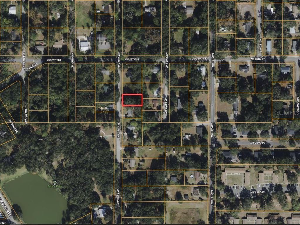 Photo of 2421 NW 3rd Avenue, Ocala, FL 34475 (MLS # O6400386)