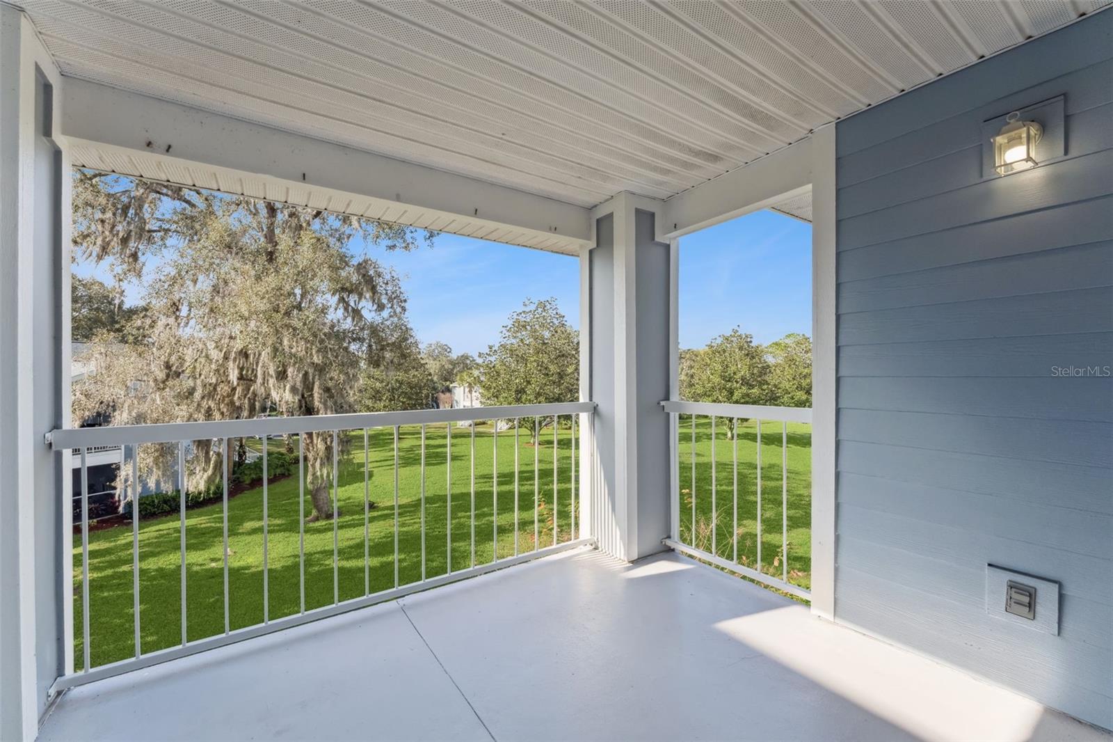 REGENCY PARK AT LAKE MARY A CONDO - Residential