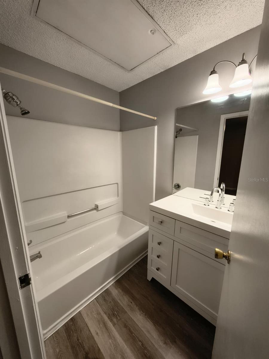 REGENCY PARK AT LAKE MARY A CONDO - Residential