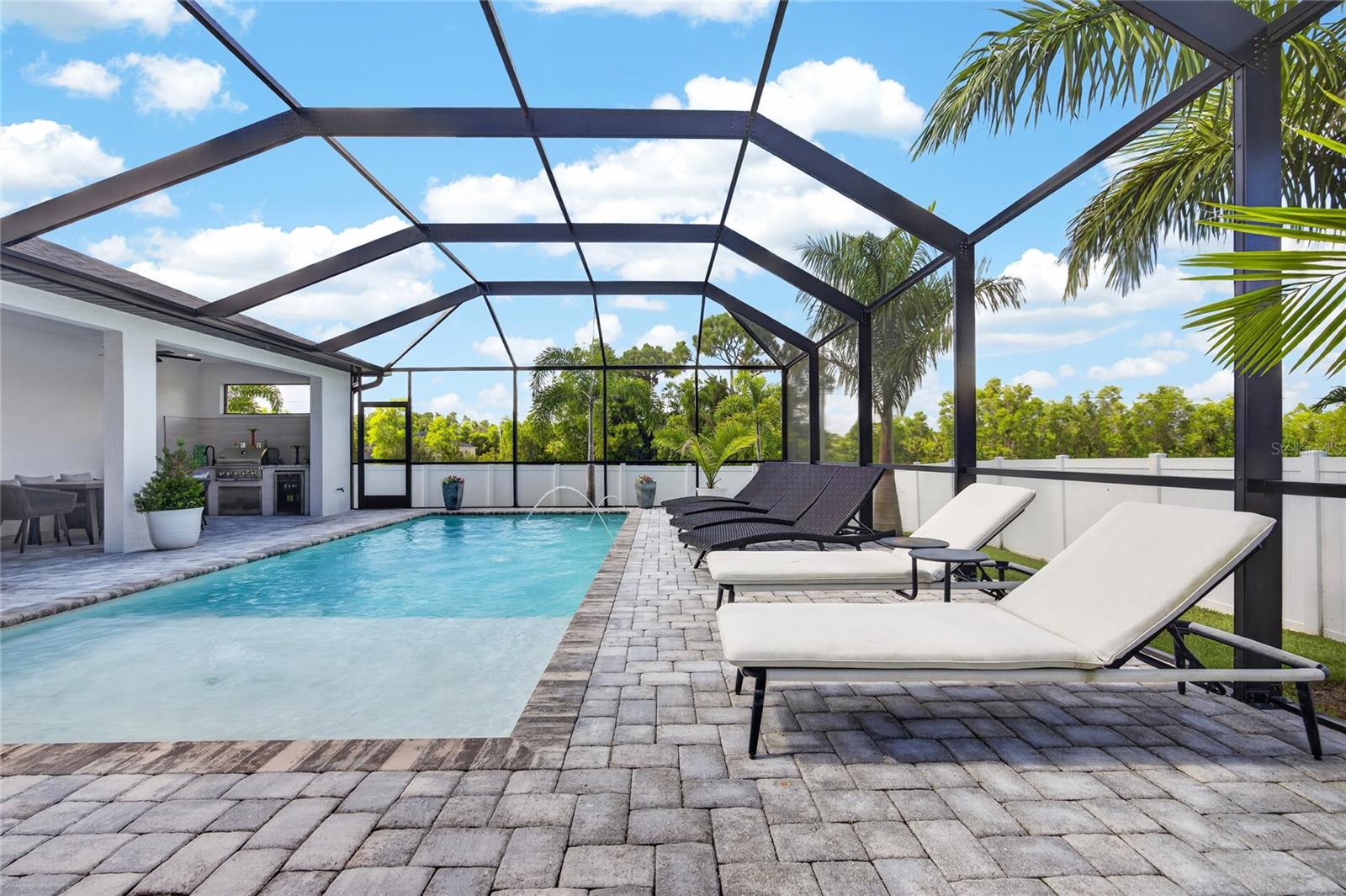 4700 NW 38TH AVENUE