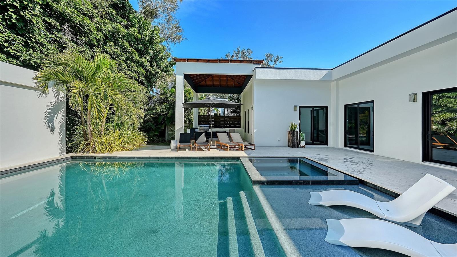 OYSTER BAY ESTATES - Residential