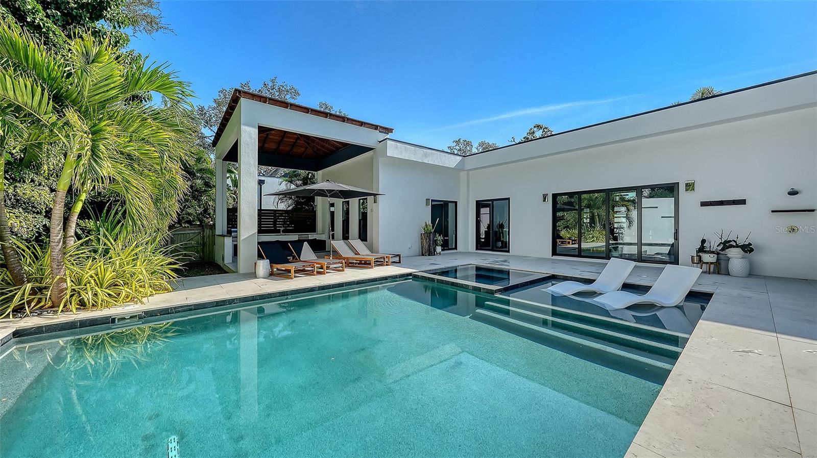 OYSTER BAY ESTATES - Residential