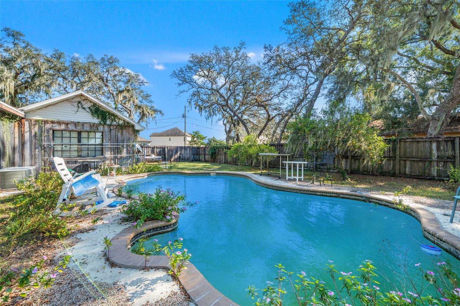 UNPLATTED - Residential