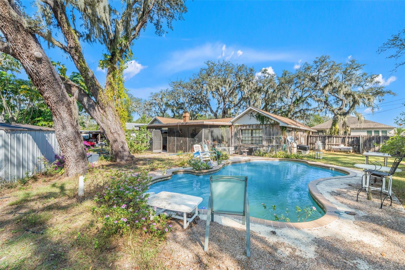 UNPLATTED - Residential