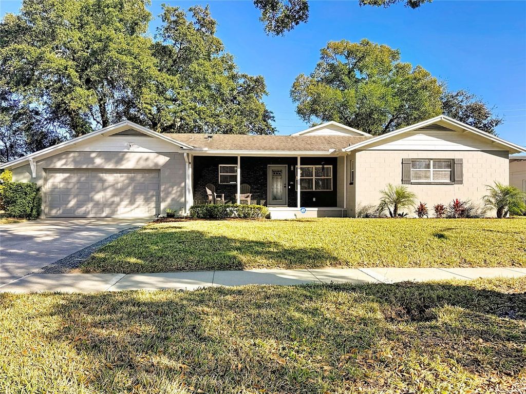Photo of 3601 Neptune Drive, Orlando, FL 32804 (MLS # O6376479)