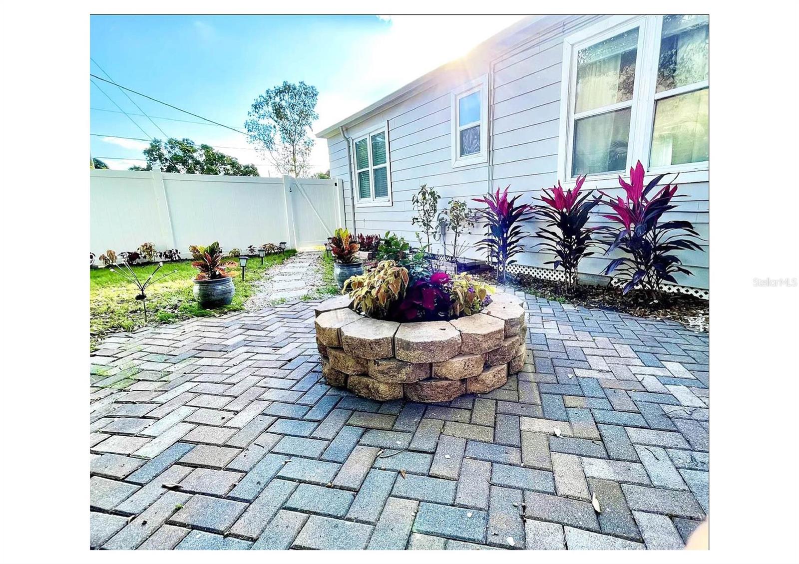 GANDY BLVD PARK - Residential Lease