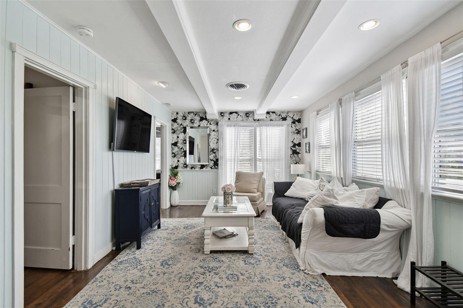 GANDY BLVD PARK - Residential Lease