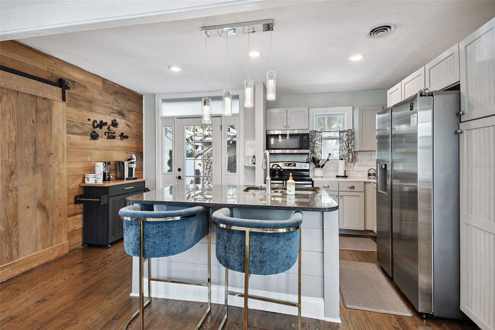 GANDY BLVD PARK - Residential Lease